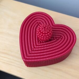 NWT Heart-Shaped Red trinket accessory lidded box